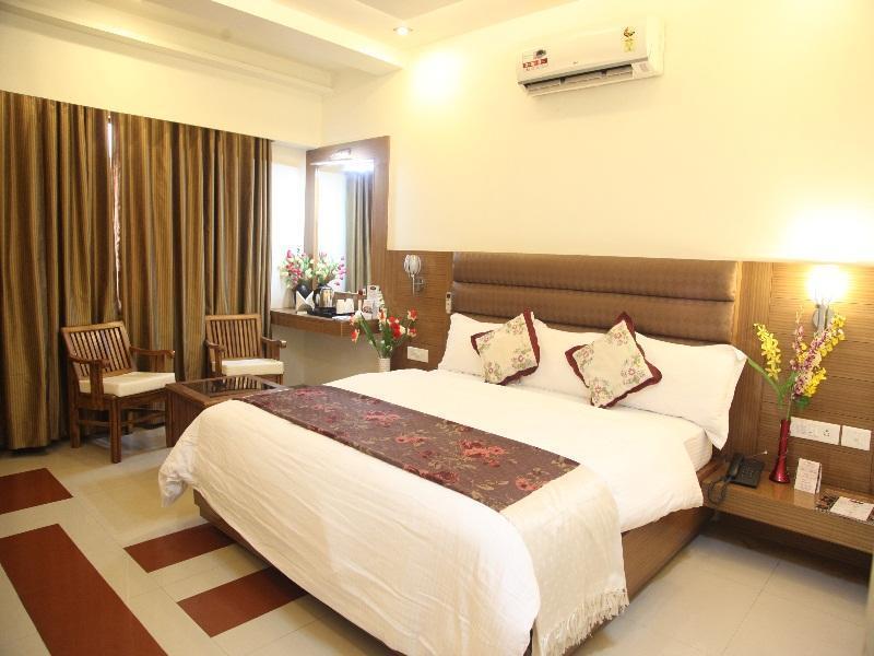 Hotel Poonam Plaza Agra (Uttar Pradesh) Exterior foto