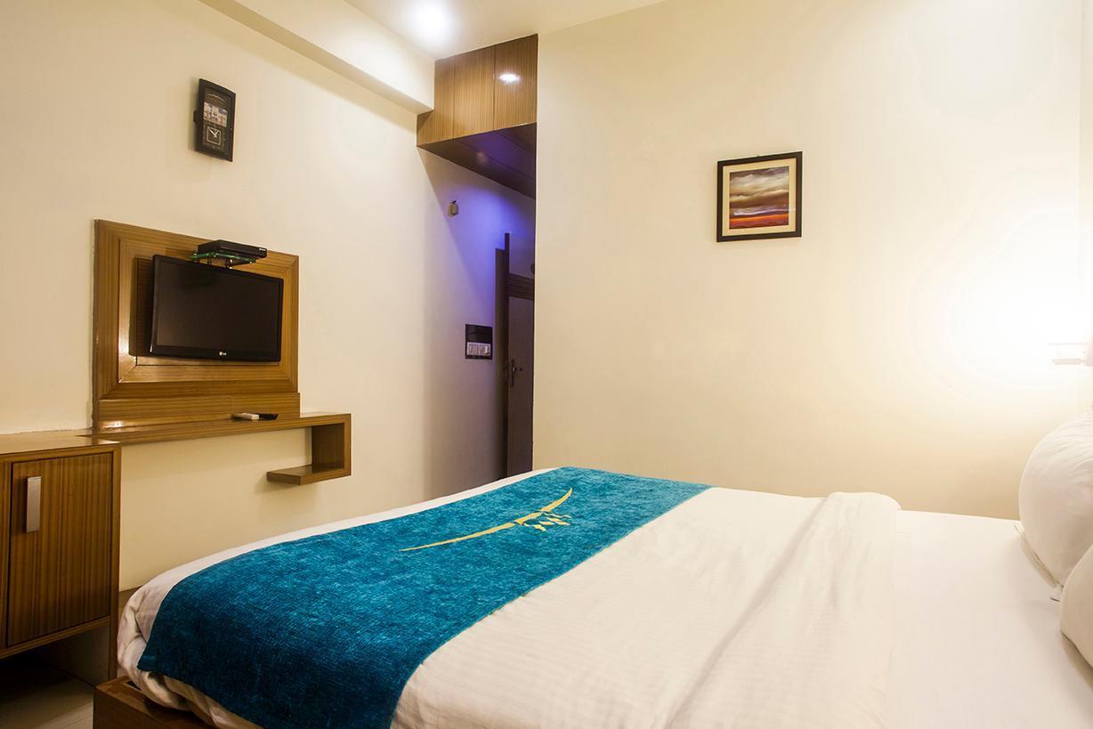 Hotel Poonam Plaza Agra (Uttar Pradesh) Exterior foto